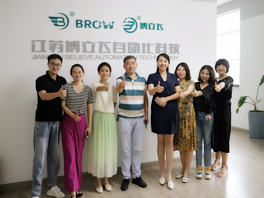 江蘇博立飛科技熱情接待干燥協(xié)會秘書處一行，探索行業(yè)···